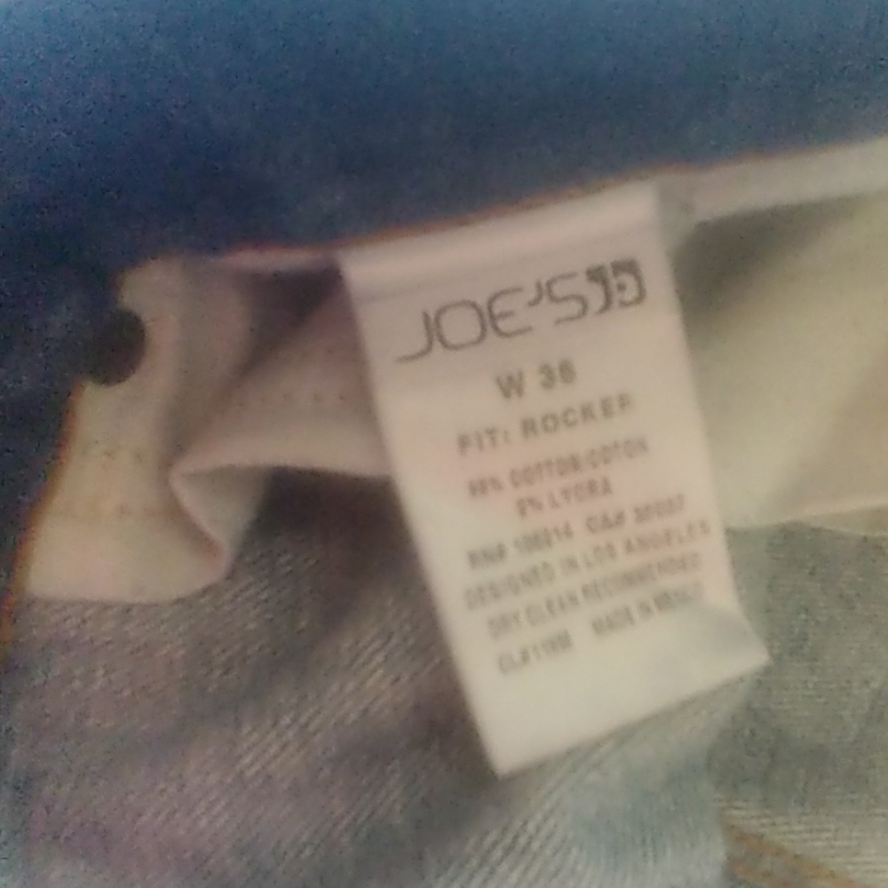 Blue Jeans - Picture 4 of 5
